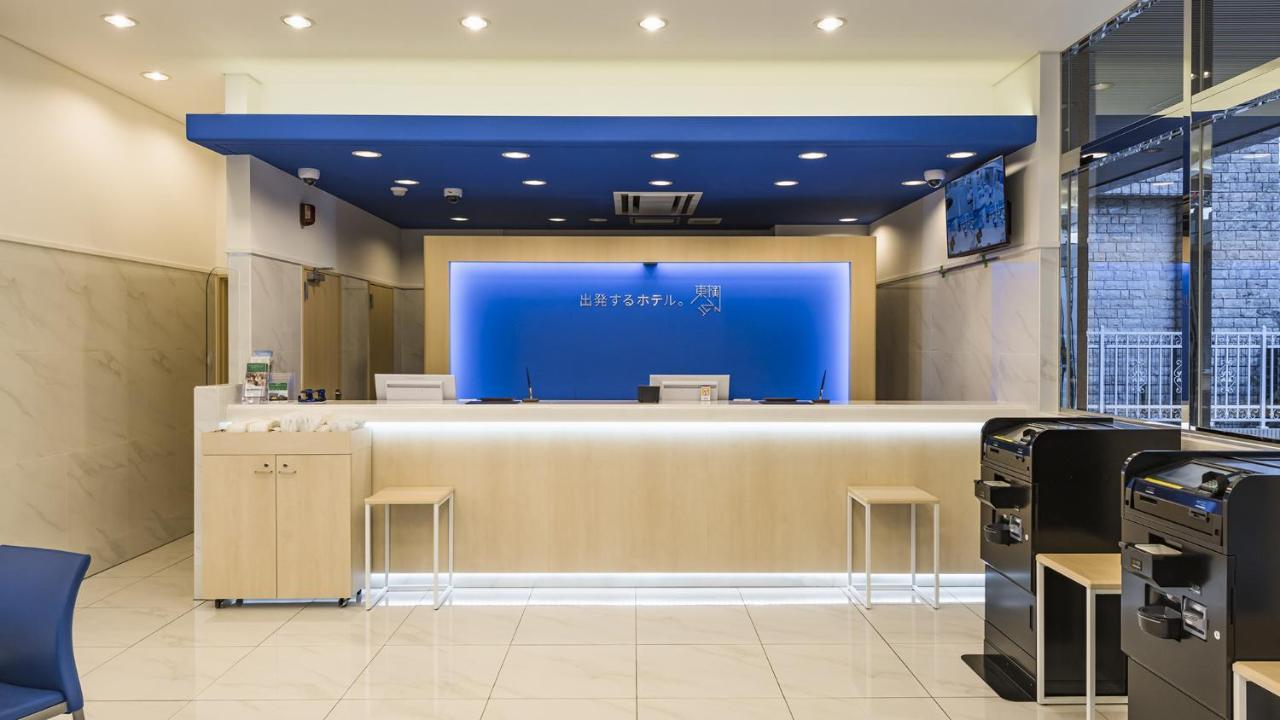 Toyoko Inn Kita-Asaka-Eki Nishi-Guchi Exterior photo